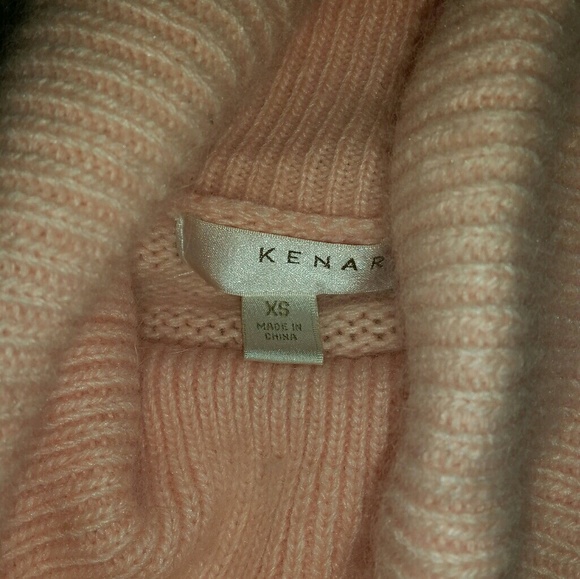 Kenar Turtleneck Sweater - Picture 4 of 6